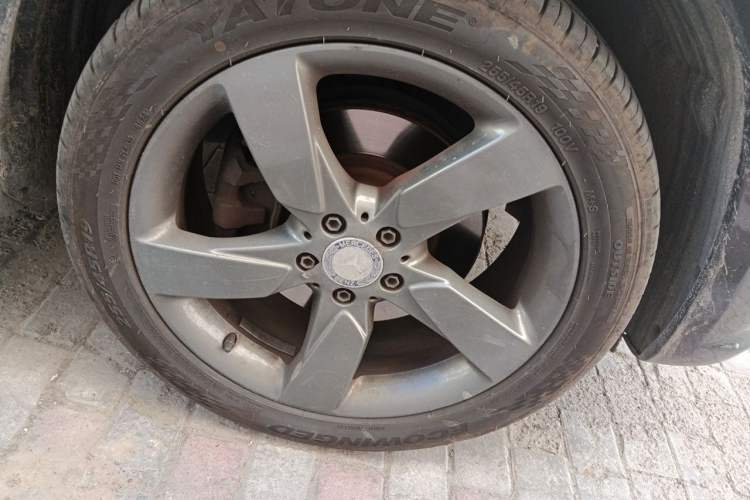 Used Mercedes-Benz GLK-Class 2013 Facelift GLK 300 4MATIC Fashion Edition Right Front Wheel Hub