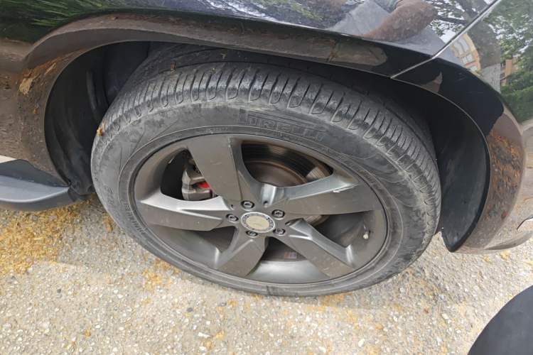 Used Mercedes-Benz GLK-Class 2013 GLK 300 4MATIC Dynamic Sunroof Model Right Front Wheel Hub