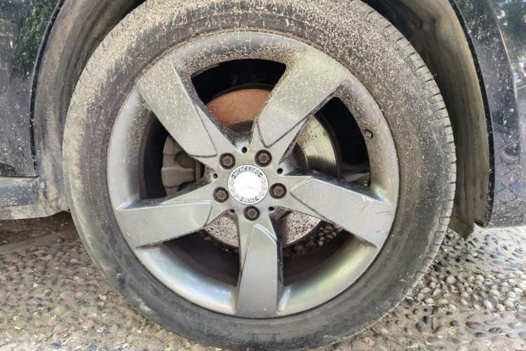 Used Mercedes-Benz GLK-Class 2013 GLK 300 4MATIC Dynamic Sunroof Model Right Front Wheel Hub