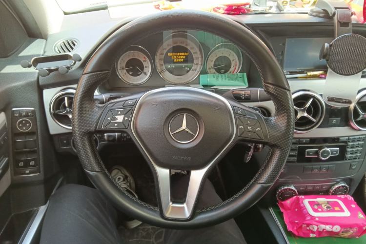 Used Mercedes-Benz GLK-Class 2013 GLK 300 4MATIC Dynamic Sunroof Model Steering Wheel