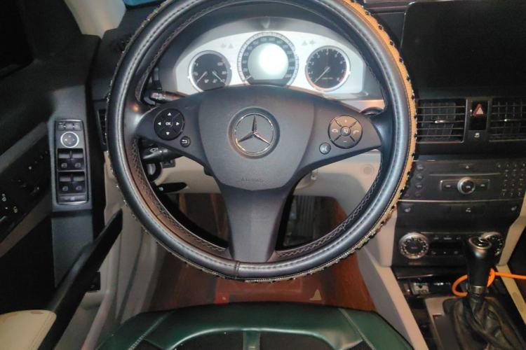Used Mercedes-Benz GLK-Class 2013 GLK 300 4MATIC Fashion Model Steering Wheel