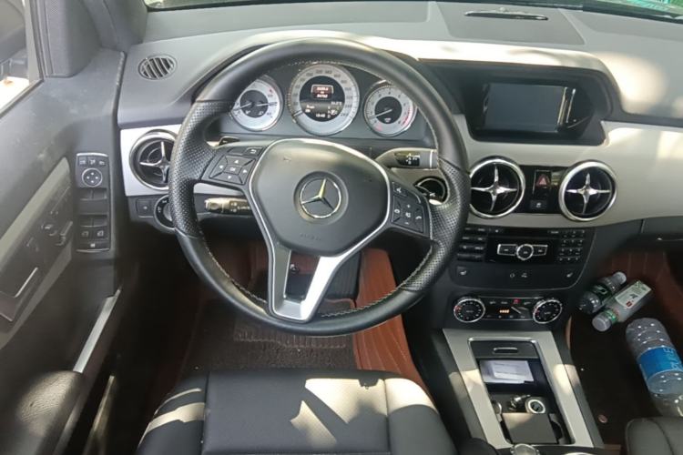 Used Mercedes-Benz GLK-Class 2013 Facelift GLK 300 4MATIC Fashion Edition Steering Wheel