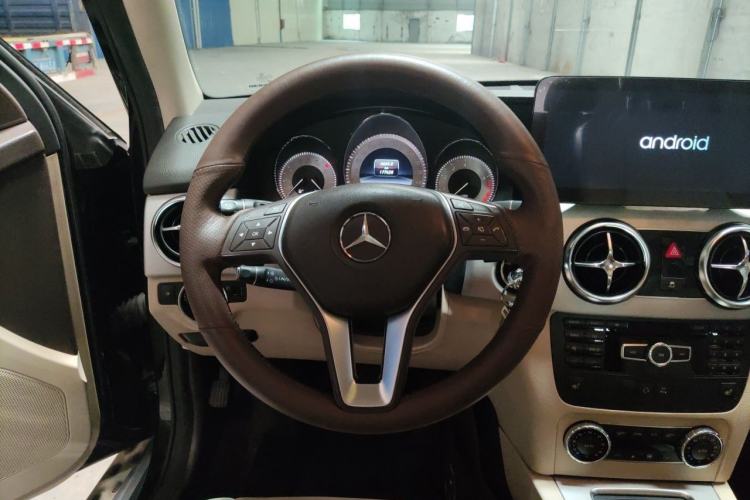 Used Mercedes-Benz GLK-Class 2013 GLK 300 4MATIC Dynamic Sunroof Model Steering Wheel