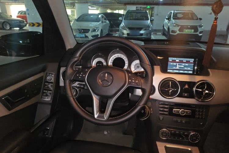 Used Mercedes-Benz GLK-Class 2013 GLK 300 4MATIC Dynamic Sunroof Model Steering Wheel