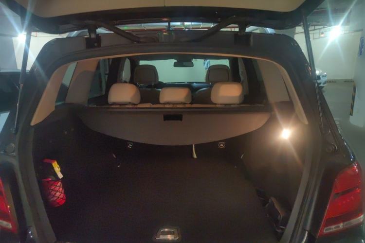 Used Mercedes-Benz GLK-Class 2013 GLK 300 4MATIC Fashion Model Trunk