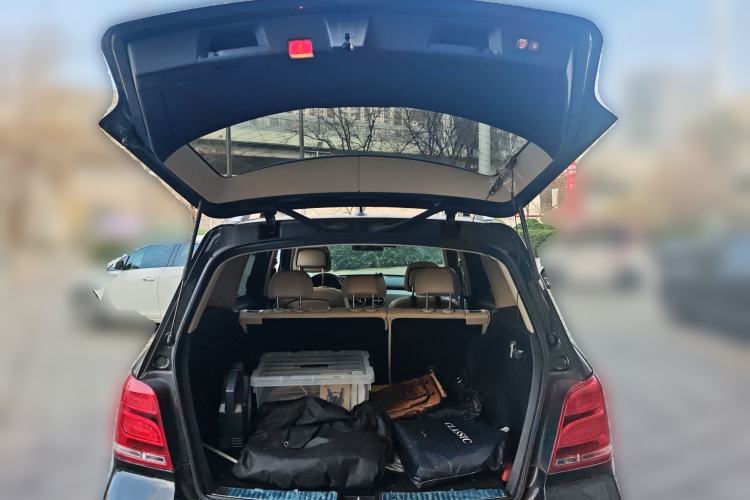 Used Mercedes-Benz GLK-Class 2013 Facelift GLK 300 4MATIC Fashion Edition Trunk