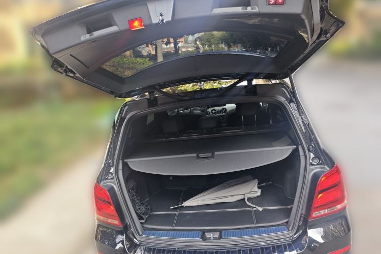 Used Mercedes-Benz GLK-Class 2013 Facelift GLK 300 4MATIC Fashion Edition Trunk