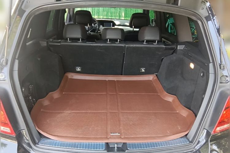 Used Mercedes-Benz GLK-Class 2013 Facelift GLK 300 4MATIC Fashion Edition Trunk