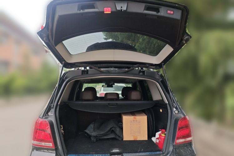 Used Mercedes-Benz GLK-Class 2013 GLK 300 4MATIC Fashion Model Trunk
