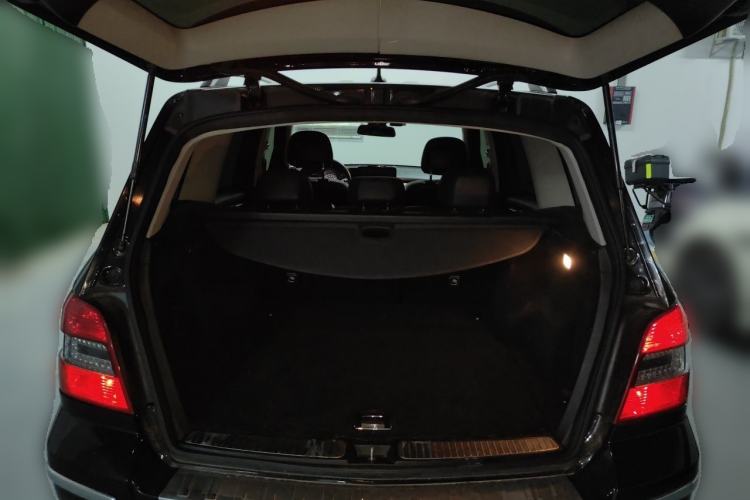 Used Mercedes-Benz GLK-Class 2013 GLK 300 4MATIC Luxury Model Trunk