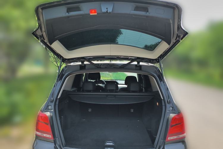 Used Mercedes-Benz GLK-Class 2013 GLK 300 4MATIC Dynamic Edition Trunk