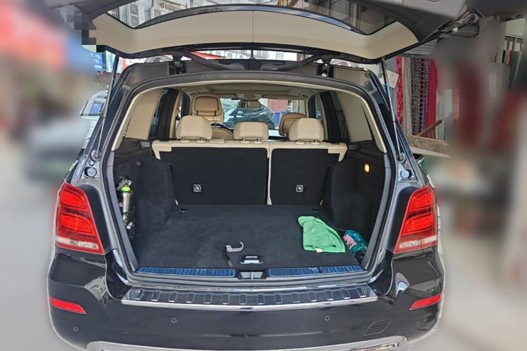 Used Mercedes-Benz GLK-Class 2013 Facelift GLK 300 4MATIC Fashion Edition Trunk