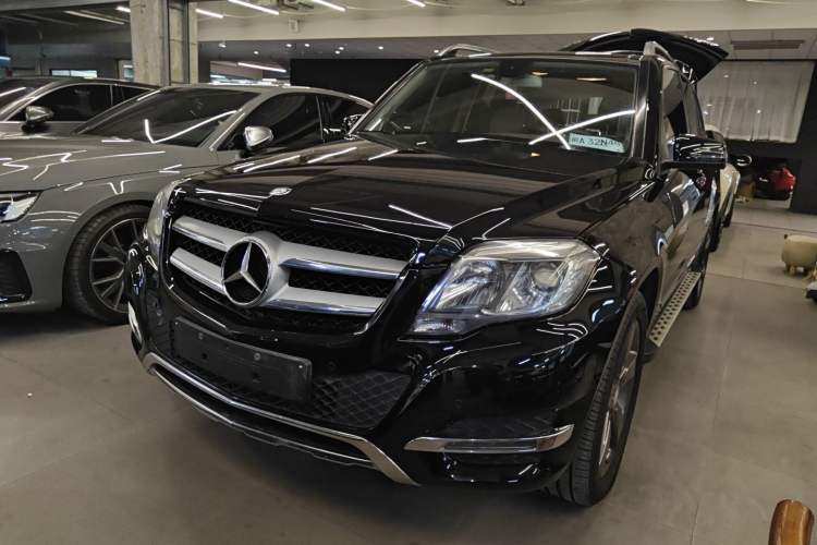 Used Mercedes-Benz GLK-Class 2013 GLK 300 4MATIC Dynamic Sunroof Model Guazi used car, China used car export, Used car for sale, Used  cars, Cheapest cars for sale