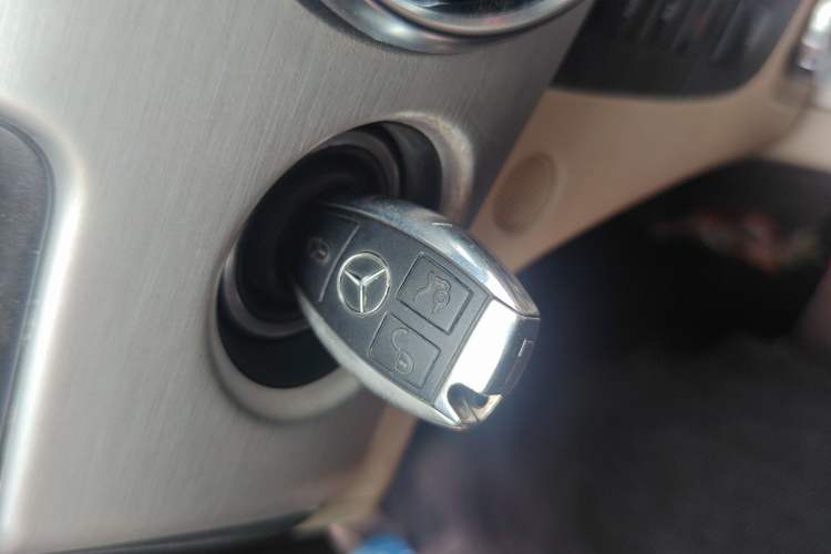 Used Mercedes-Benz GLK-Class 2013 GLK 300 4MATIC Fashion Model Vehicle Key