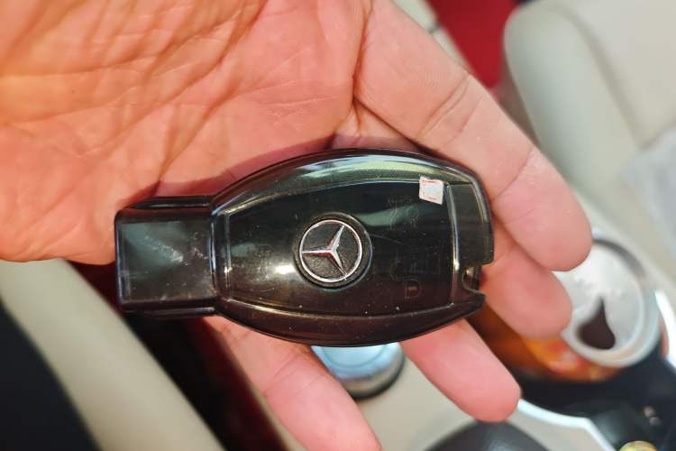 Used Mercedes-Benz GLK-Class 2013 Facelift GLK 300 4MATIC Fashion Edition Vehicle Key