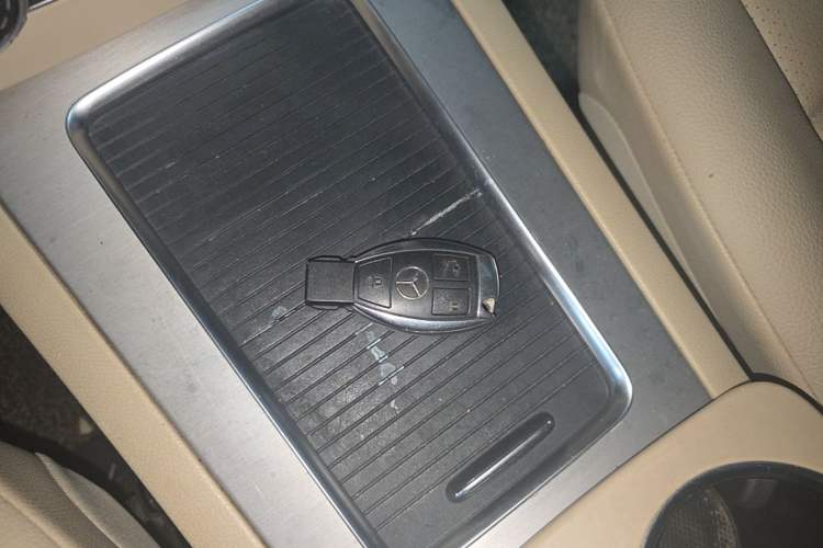 Used Mercedes-Benz GLK-Class 2013 Facelift GLK 300 4MATIC Fashion Edition Vehicle Key