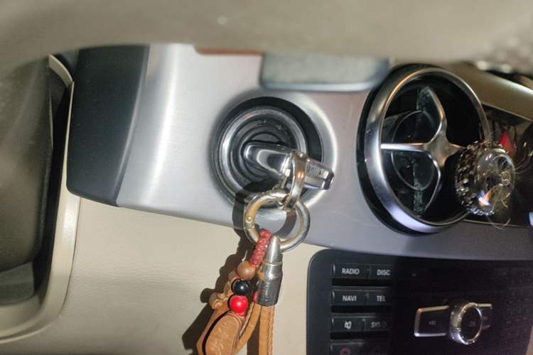 Used Mercedes-Benz GLK-Class 2013 Facelift GLK 300 4MATIC Fashion Edition Vehicle Key