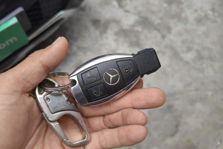 Used Mercedes-Benz GLK-Class 2013 Facelift GLK 300 4MATIC Fashion Edition Vehicle Key