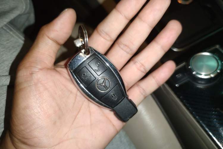 Used Mercedes-Benz GLK-Class 2013 Facelift GLK 300 4MATIC Fashion Edition Vehicle Key