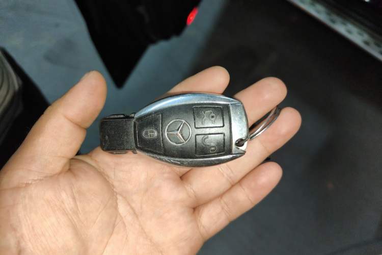 Used Mercedes-Benz GLK-Class 2013 GLK 300 4MATIC Luxury Model Vehicle Key
