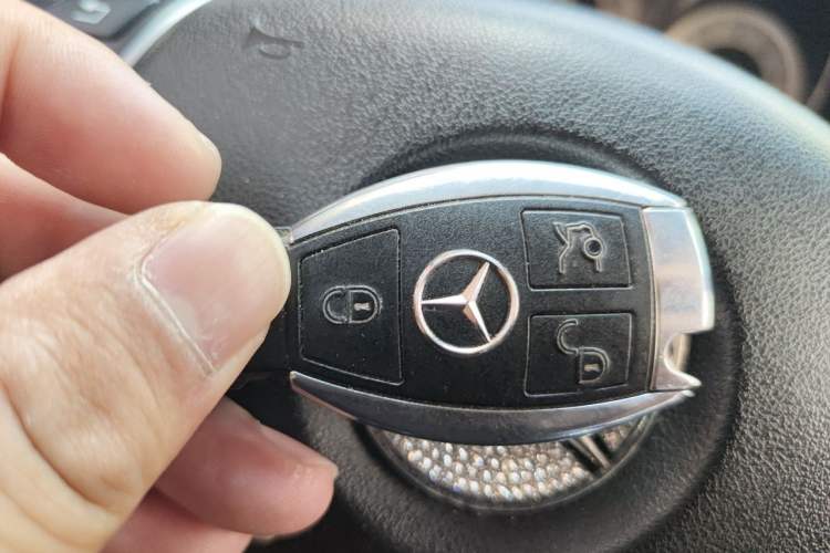Used Mercedes-Benz GLK-Class 2013 GLK 300 4MATIC Fashion Model Vehicle Key