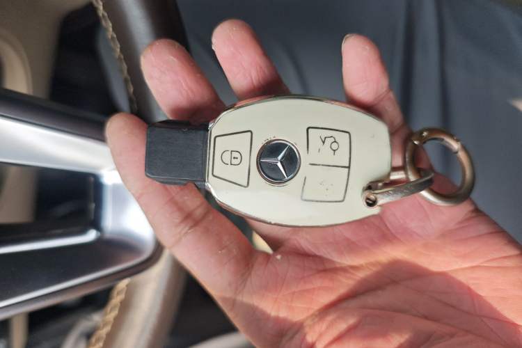 Used Mercedes-Benz GLK-Class 2013 GLK 300 4MATIC Dynamic Edition Vehicle Key
