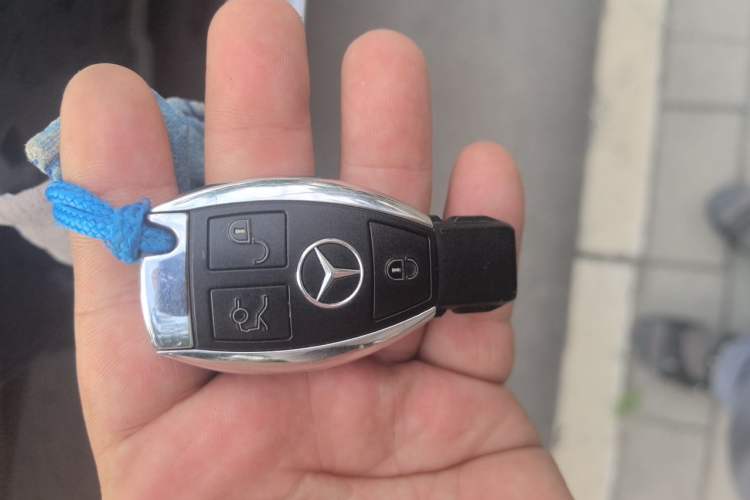 Used Mercedes-Benz GLK-Class 2013 GLK 300 4MATIC Luxury Model Vehicle Key