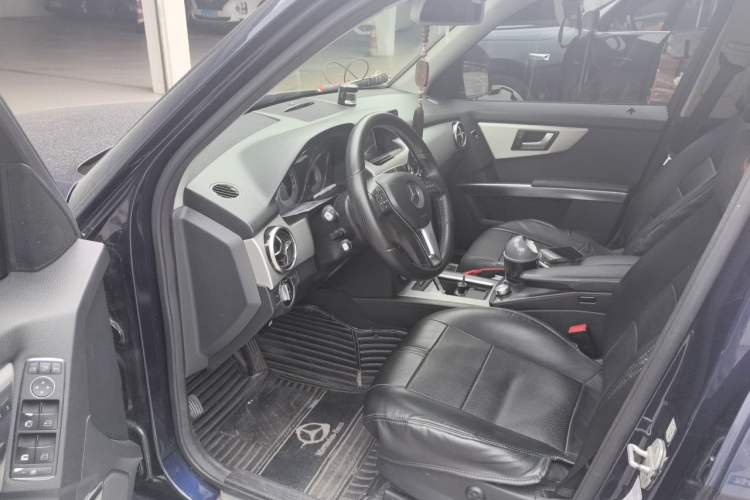 Used Mercedes-Benz GLK-Class 2013 GLK 300 4MATIC Dynamic Sunroof Model Driver Seat