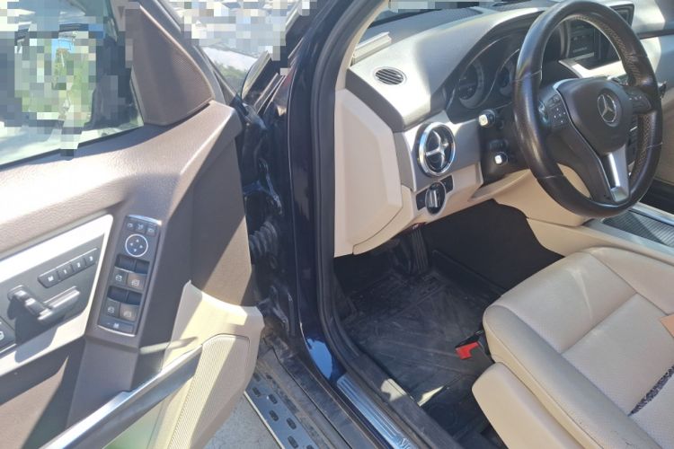 Used Mercedes-Benz GLK-Class 2013 GLK 300 4MATIC Dynamic Edition Driver Seat