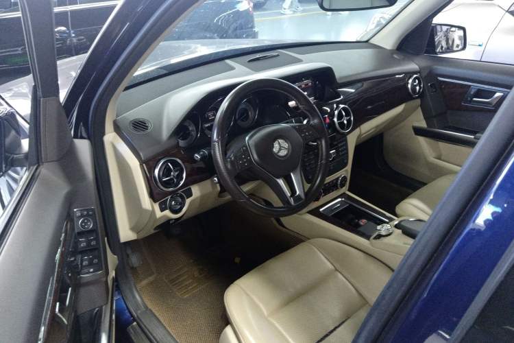 Used Mercedes-Benz GLK-Class 2013 GLK 300 4MATIC Fashion Model Driver Seat