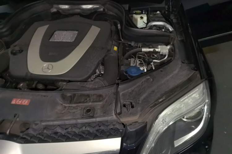 Used Mercedes-Benz GLK-Class 2013 GLK 300 4MATIC Fashion Model Engine Bay Left