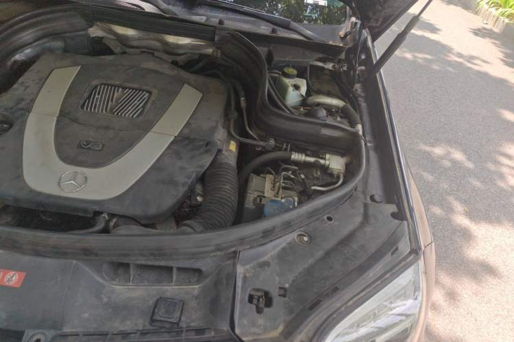 Used Mercedes-Benz GLK-Class 2013 GLK 300 4MATIC Fashion Model Engine Bay Left