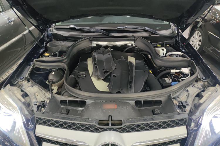 Used Mercedes-Benz GLK-Class 2013 Facelift GLK 300 4MATIC Fashion Edition Engine Bay