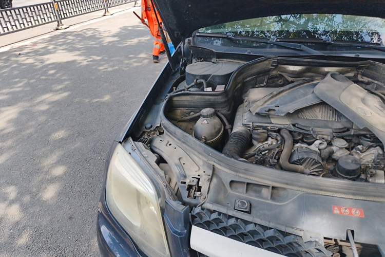 Used Mercedes-Benz GLK-Class 2013 GLK 300 4MATIC Dynamic Edition Engine Bay Right