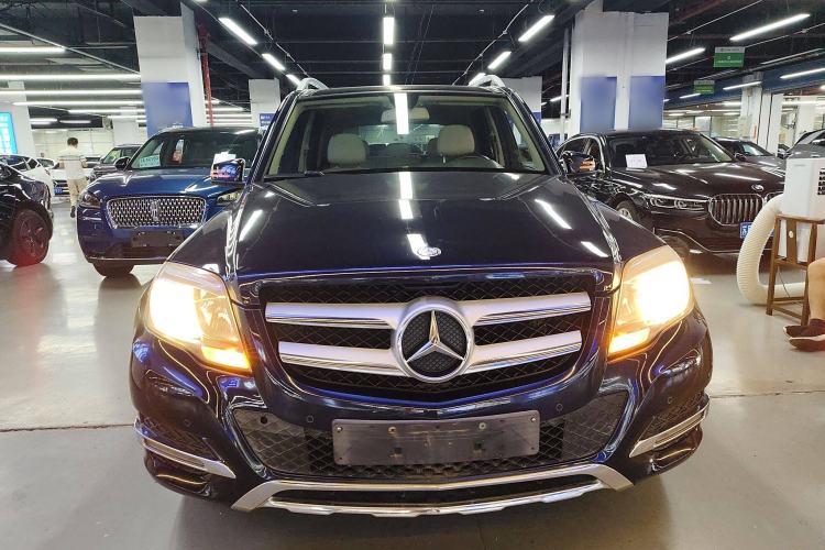 Used Mercedes-Benz GLK-Class 2013 GLK 300 4MATIC Dynamic Sunroof Model Exterior 1