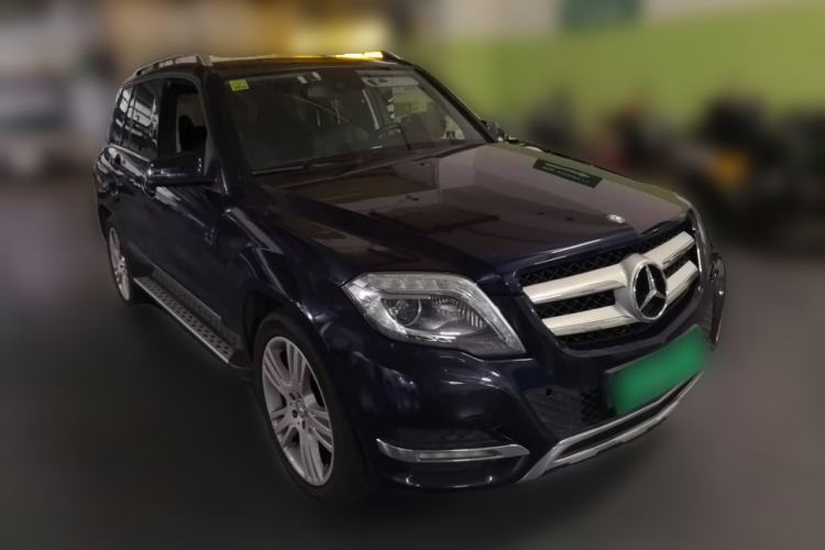 Used Mercedes-Benz GLK-Class 2013 GLK 300 4MATIC Fashion Model Front Right 45 Deg