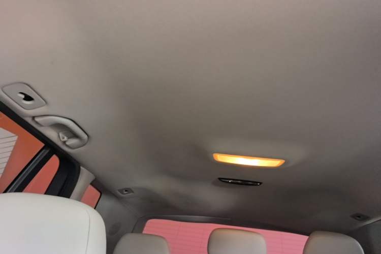Used Mercedes-Benz GLK-Class 2013 GLK 300 4MATIC Dynamic Edition Headliner