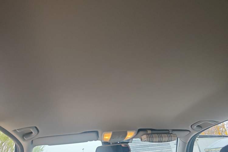 Used Mercedes-Benz GLK-Class 2013 GLK 300 4MATIC Dynamic Edition Headliner