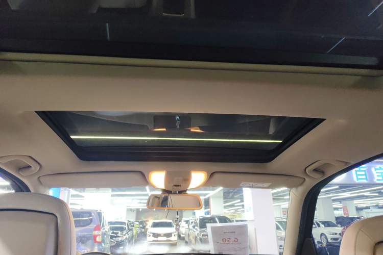 Used Mercedes-Benz GLK-Class 2013 GLK 300 4MATIC Dynamic Sunroof Model Headliner