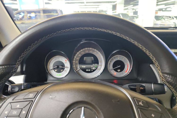 Used Mercedes-Benz GLK-Class 2013 GLK 300 4MATIC Dynamic Sunroof Model Instrument Cluster
