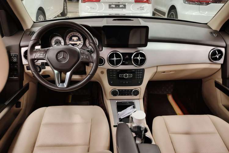 Used Mercedes-Benz GLK-Class 2013 GLK 300 4MATIC Fashion Model Interior 1