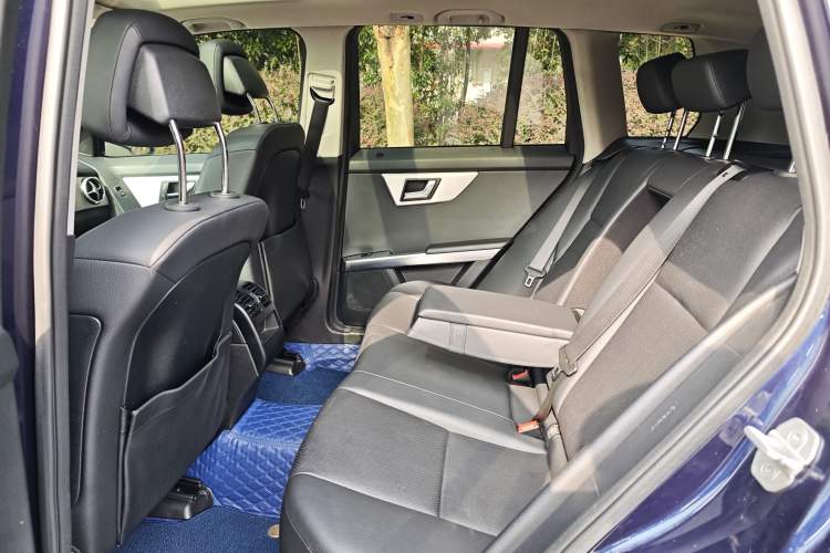Used Mercedes-Benz GLK-Class 2013 Facelift GLK 300 4MATIC Fashion Edition Interior 5