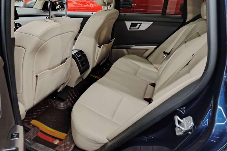 Used Mercedes-Benz GLK-Class 2013 GLK 300 4MATIC Fashion Model Interior 6