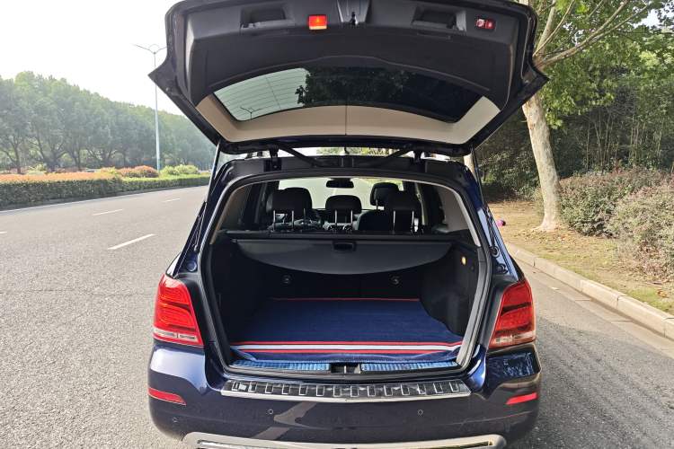 Used Mercedes-Benz GLK-Class 2013 Facelift GLK 300 4MATIC Fashion Edition Interior 8