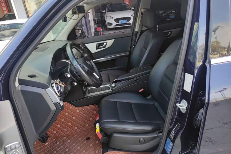 Used Mercedes-Benz GLK-Class 2013 GLK 300 4MATIC Dynamic Edition Left Front Seat