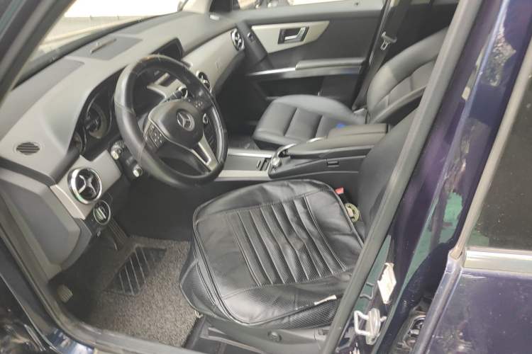 Used Mercedes-Benz GLK-Class 2013 GLK 300 4MATIC Fashion Model Left Front Seat