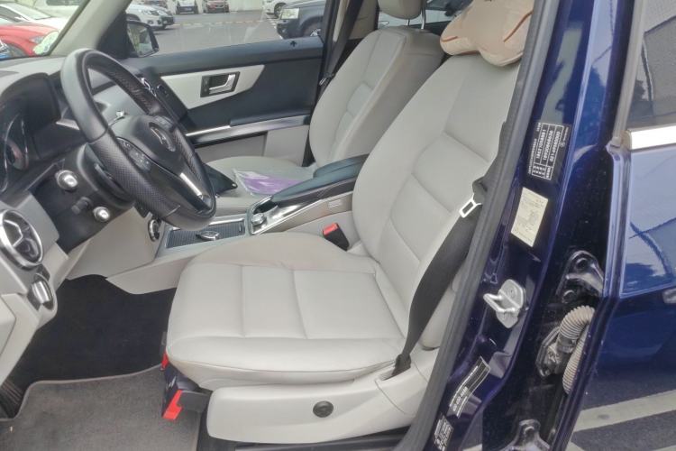 Used Mercedes-Benz GLK-Class 2013 GLK 300 4MATIC Dynamic Edition Left Front Seat
