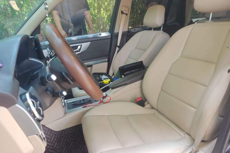 Used Mercedes-Benz GLK-Class 2013 GLK 300 4MATIC Fashion Model Left Front Seat