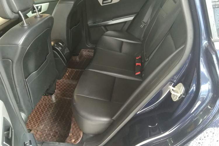 Used Mercedes-Benz GLK-Class 2013 GLK 300 4MATIC Dynamic Sunroof Model Left Rear Seat