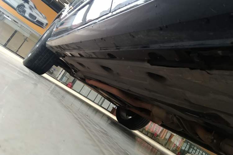 Used Mercedes-Benz GLK-Class 2013 GLK 300 4MATIC Dynamic Sunroof Model Left Side Sill